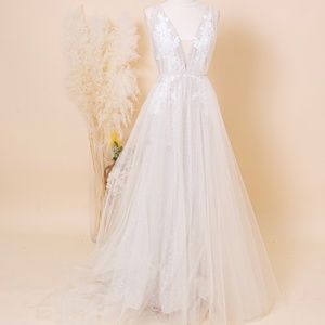 TARA KEELY, IVORY/NUDE CHAMPAGNE, SIZE 16